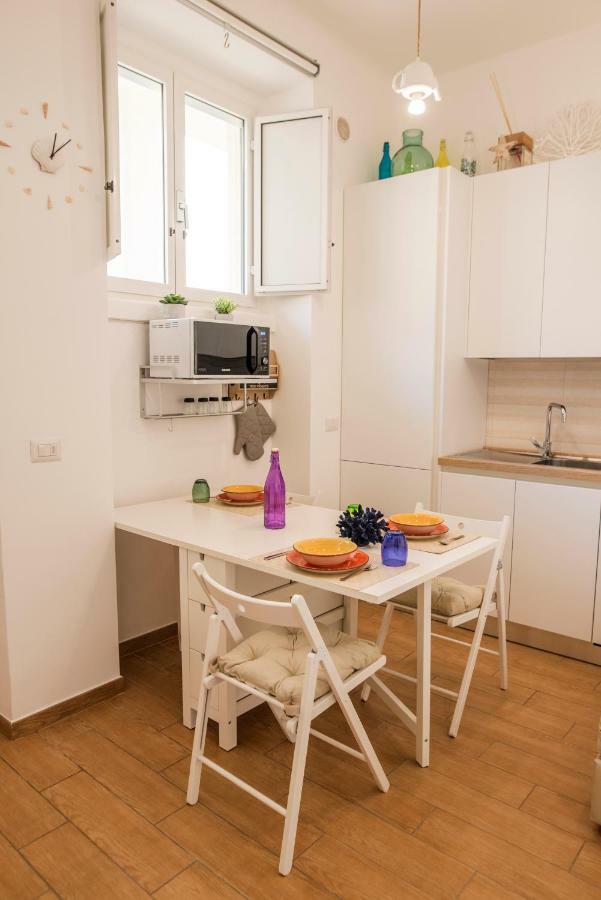 Appartement Finestra Sul Porto à Bari Extérieur photo